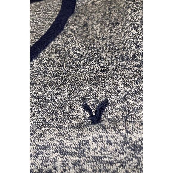 American Eagle Men’s Embroidery Logo Marled Knit V-Neck Sweater size Small - Picture 7 of 9
